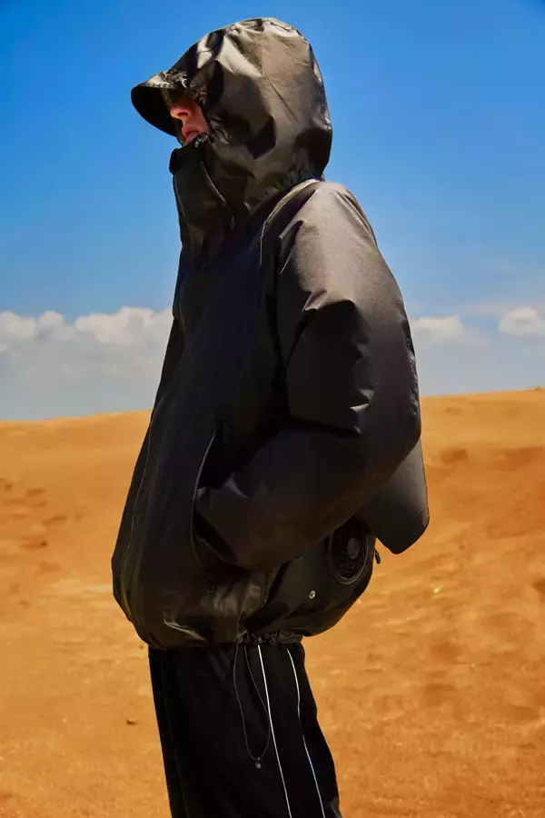 「meanswhileよりエアサーキュレーションシステム搭載の電動ファン付きウェアが再登場！」の画像