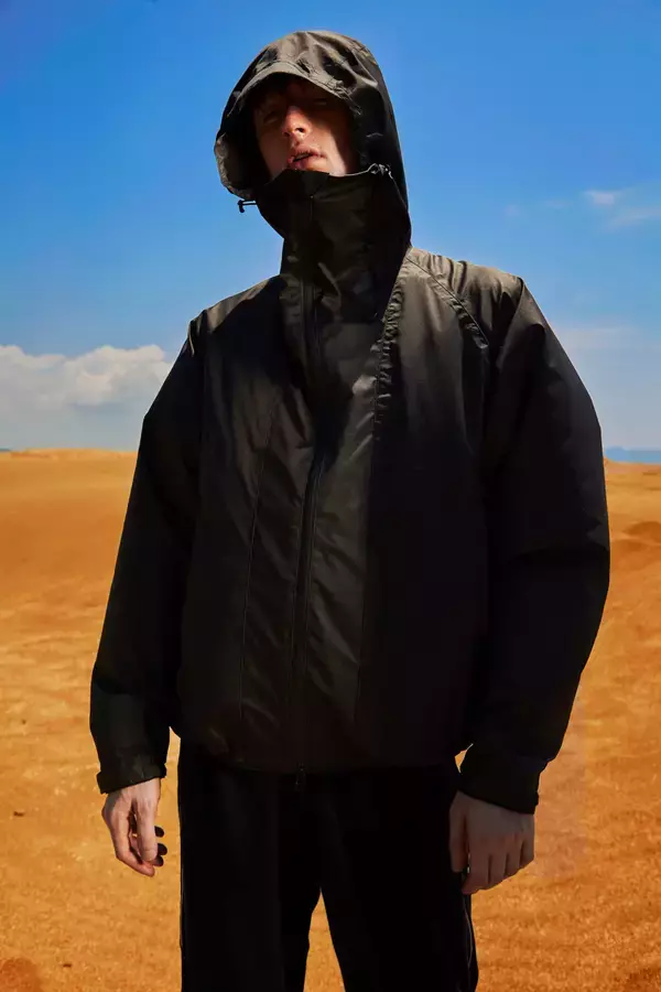 「meanswhileよりエアサーキュレーションシステム搭載の電動ファン付きウェアが再登場！」の画像