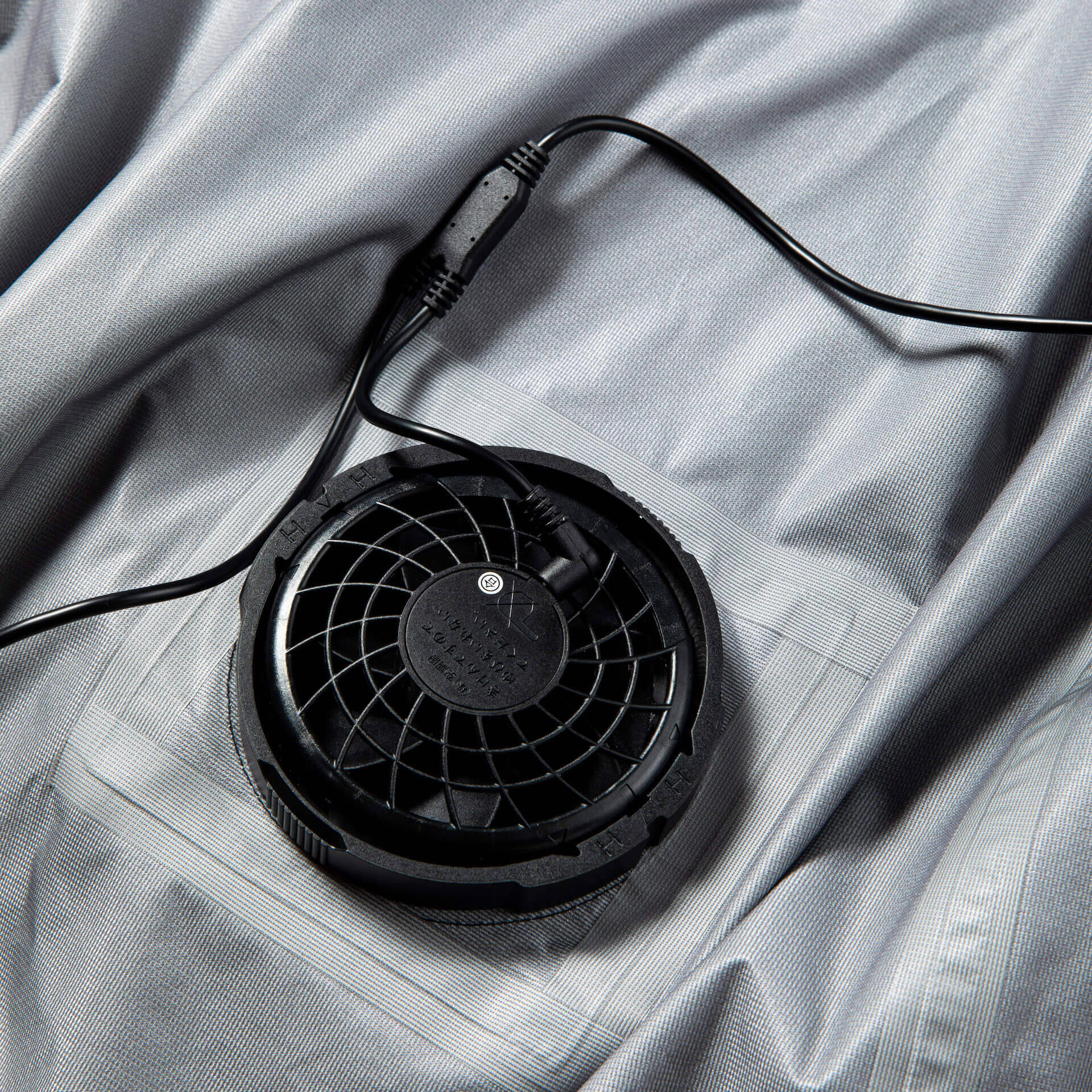 meanswhileよりエアサーキュレーションシステム搭載の電動ファン付きウェアが再登場！