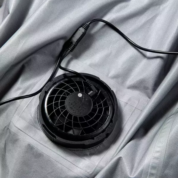 「meanswhileよりエアサーキュレーションシステム搭載の電動ファン付きウェアが再登場！」の画像