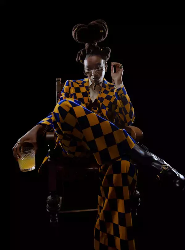 「Little Simzの最新アルバムからCleo Solをフィーチャーした新曲“Woman（feat. Cleo Sol）”のMVが解禁！」の画像