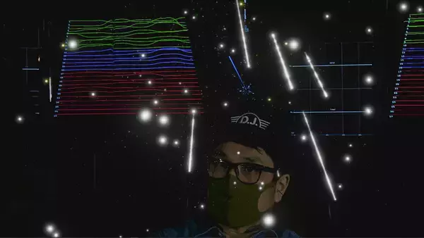 「音楽を聴く人の脳波を可視化するイヤホン型脳波計「VIE ZONE」のクラウドファンディングが始動！」の画像