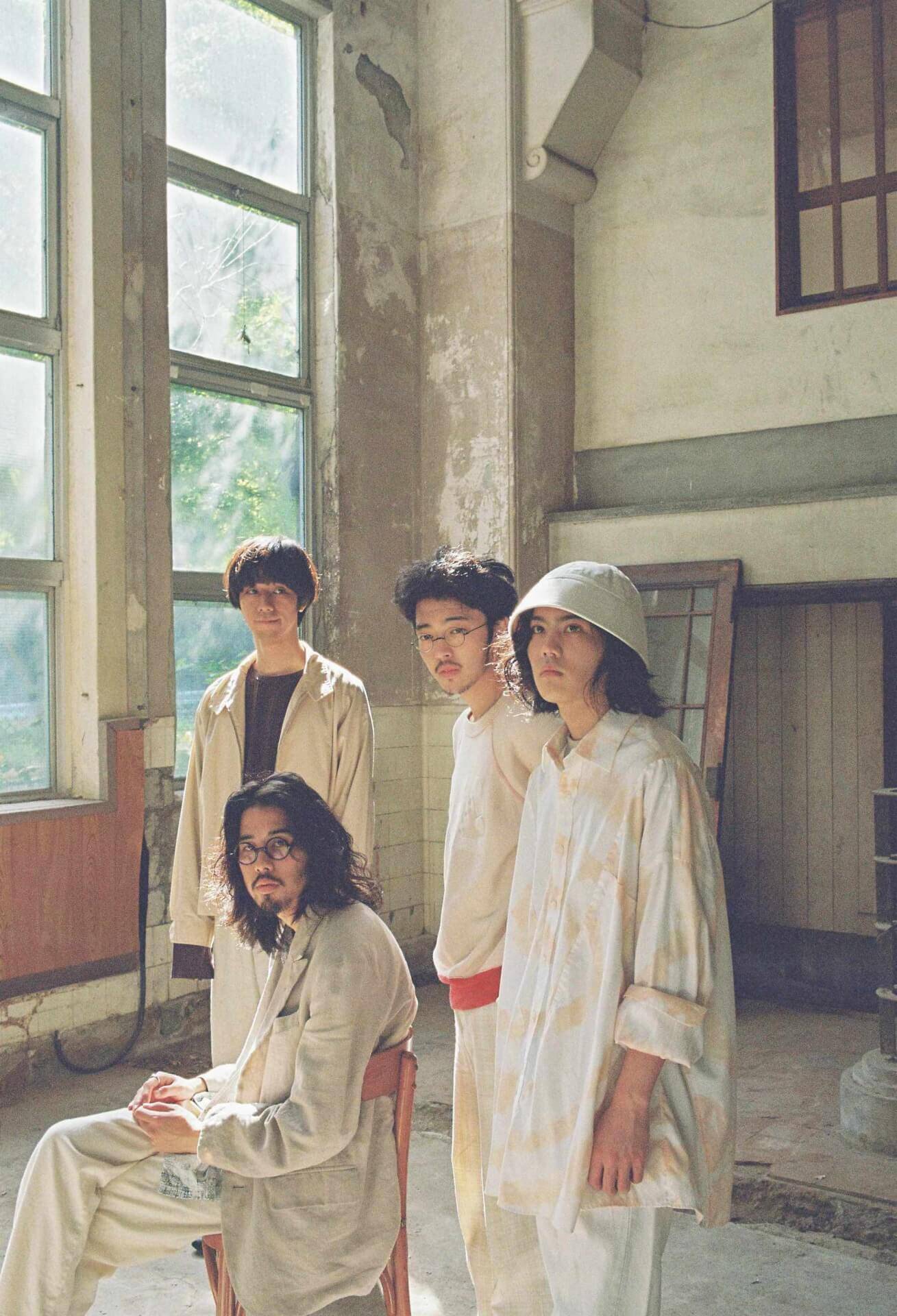 福岡発新世代バンドyonawo、アルバム『desk』のレコードを本日ゲリラ 