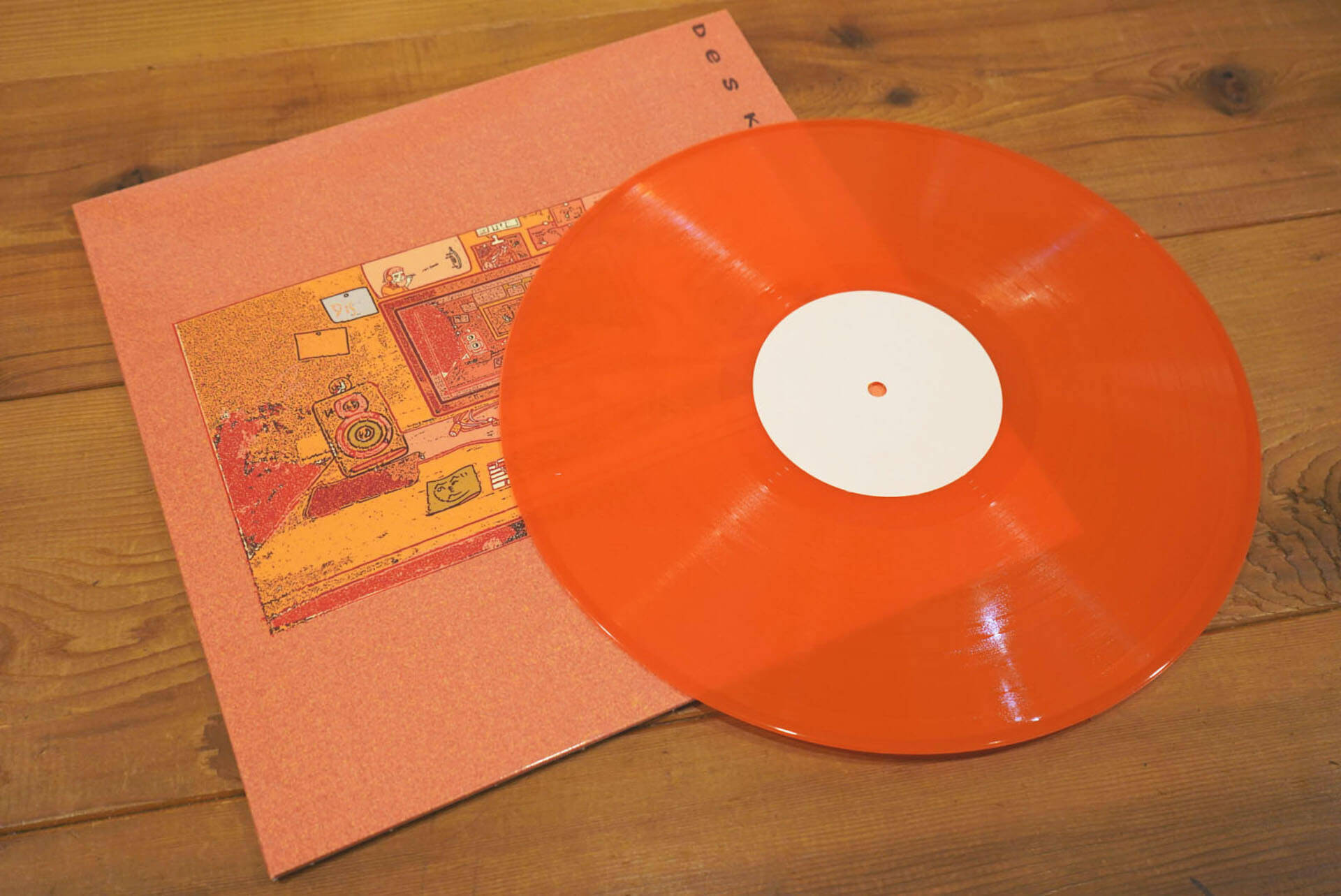 福岡発新世代バンドyonawo、アルバム『desk』のレコードを本日ゲリラ 