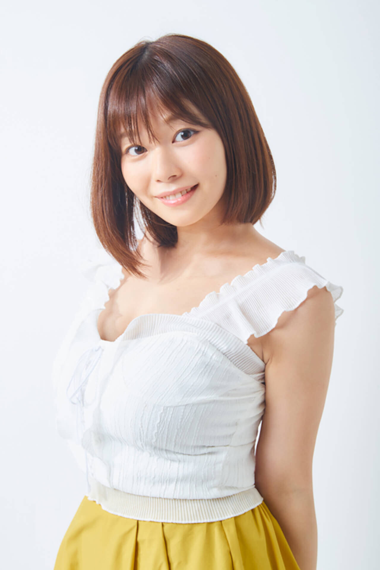 ライザップダイエットに成功した和地つかさがInstagramでセクシーすぎる手ブラショットを披露！