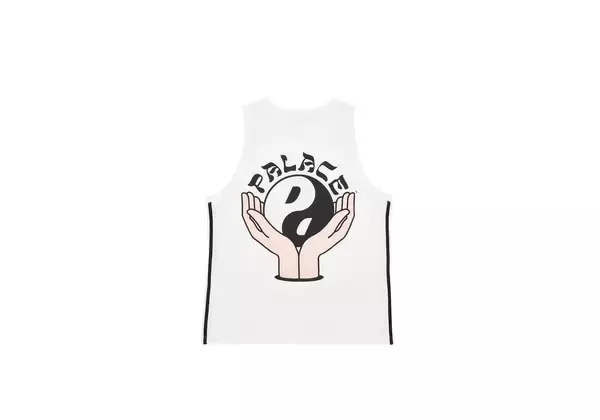 「「Wellness」をテーマにしたadidasとPALACEの新コラボコレクションが登場！サンハット、バスローブ、ヨガマットなど発売へ」の画像