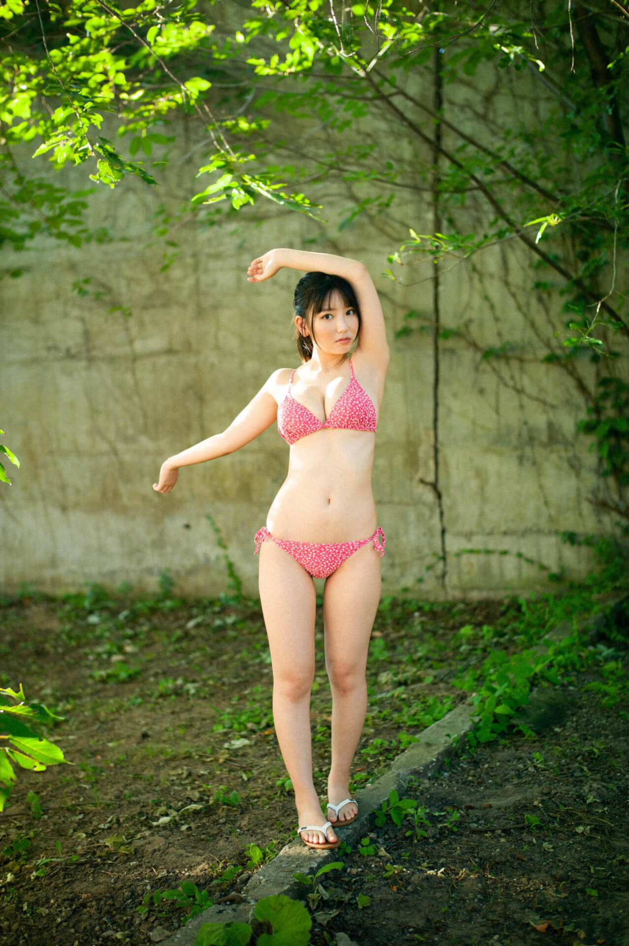 沢口愛華のセクシー美ボディ＆キュートな笑顔が炸裂！映像＆スチールを収録した『1st DVD＆PHOTOBOOK』が発売決定