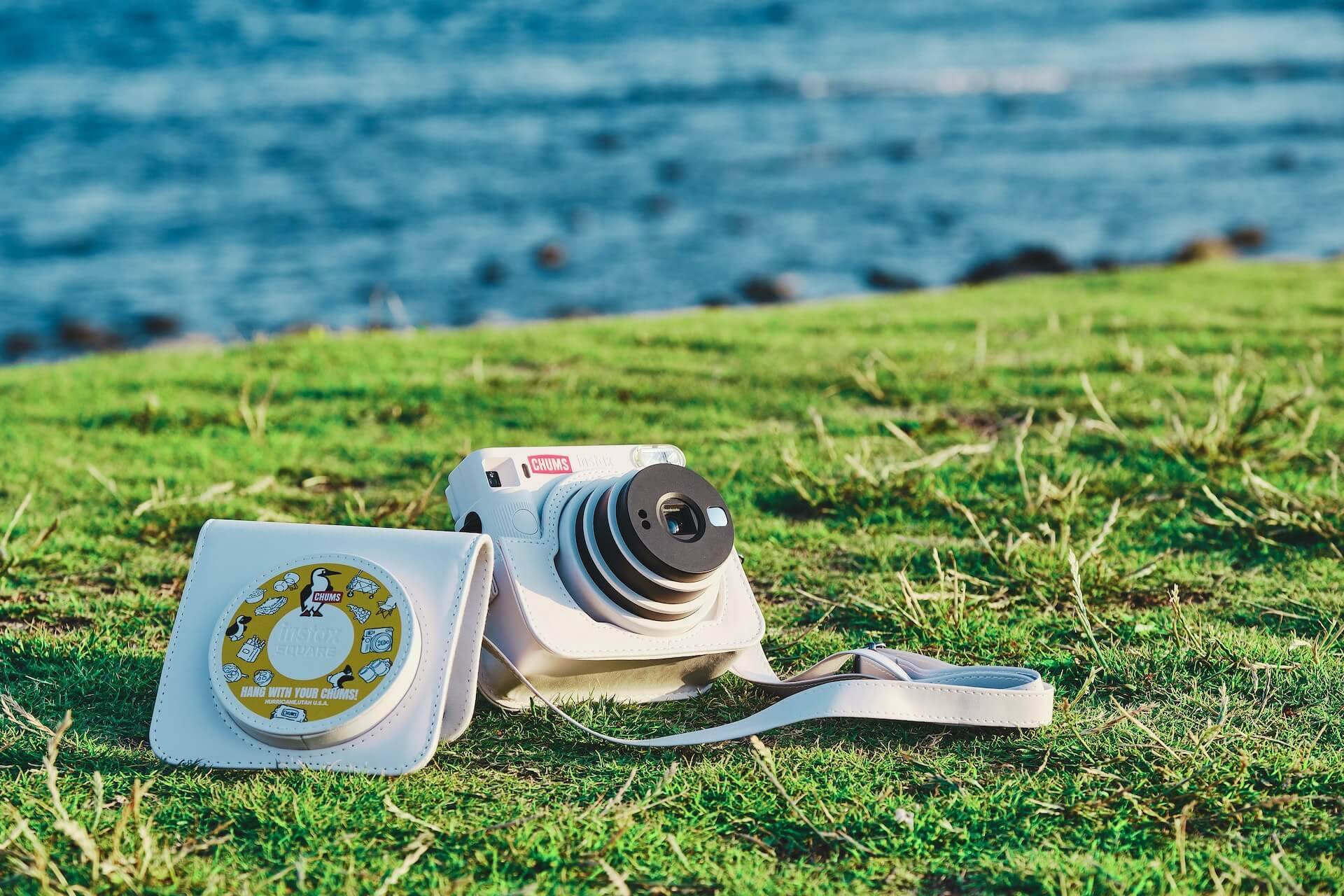 チェキとCHUMSによるオンラインイベントが開催！ゲストに板東さえかも参加