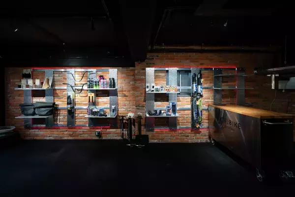 「e-BIKE初のリペア＆カスタムサービスを提供するラボ『MATE.BIKE SERVICE LABO Repair＆Custom』が誕生！」の画像