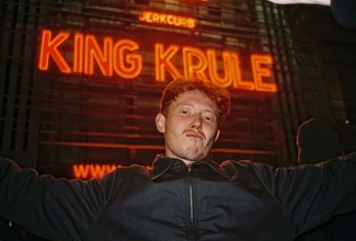 King Kruleのライブアルバム『You Heat Me Up, You Cool Me Down』が発売決定！幻のツアーが初の音源化