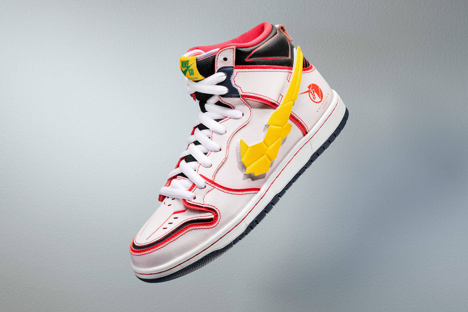 NIKE SBから『機動戦士ガンダムUC』ユニコーンガンダム＆バンシィをモチーフにした『ダンク ハイ』が発売決定！堀米雄斗、ポール・ロドリゲスがビジュアルに登場