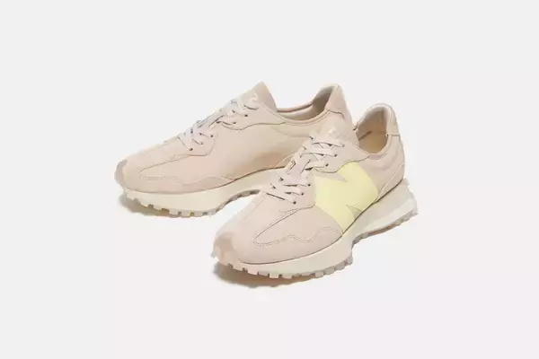 「New Balanceの人気モデル「327」からemmi、to／oneとのトリプルコラボレーションモデルが登場！限定店舗で販売」の画像