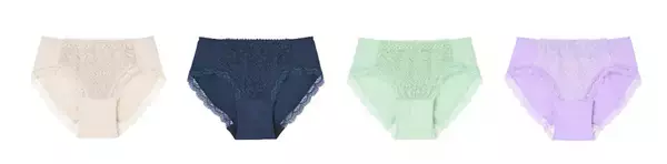 「安達祐実がウンナナクール新作ブラ『364ブラ レース』に身を包む！新ビジュアルが解禁」の画像