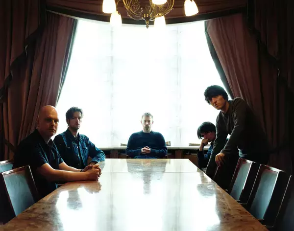 「Radiohead『Kid A Mnesia』から未発表曲“Follow Me Around”がついにリリース！ガイ・ピアース出演のMVも解禁」の画像