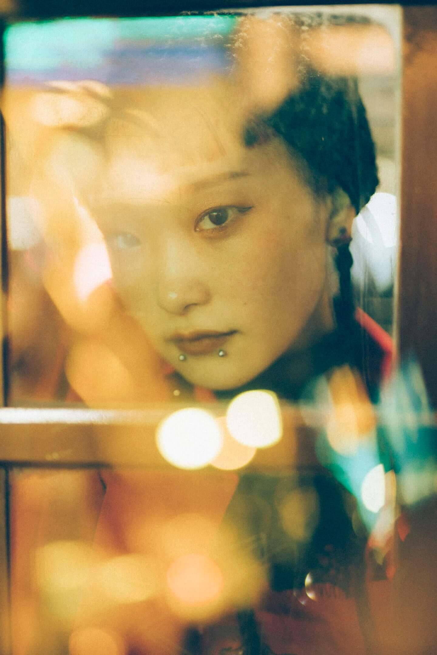 同世代のクリエイターと一緒に新しい『水曜日のカンパネラ』を作っていきたい──2代目・詩羽が00年代生まれの映像監督・マイに新曲を託した理由