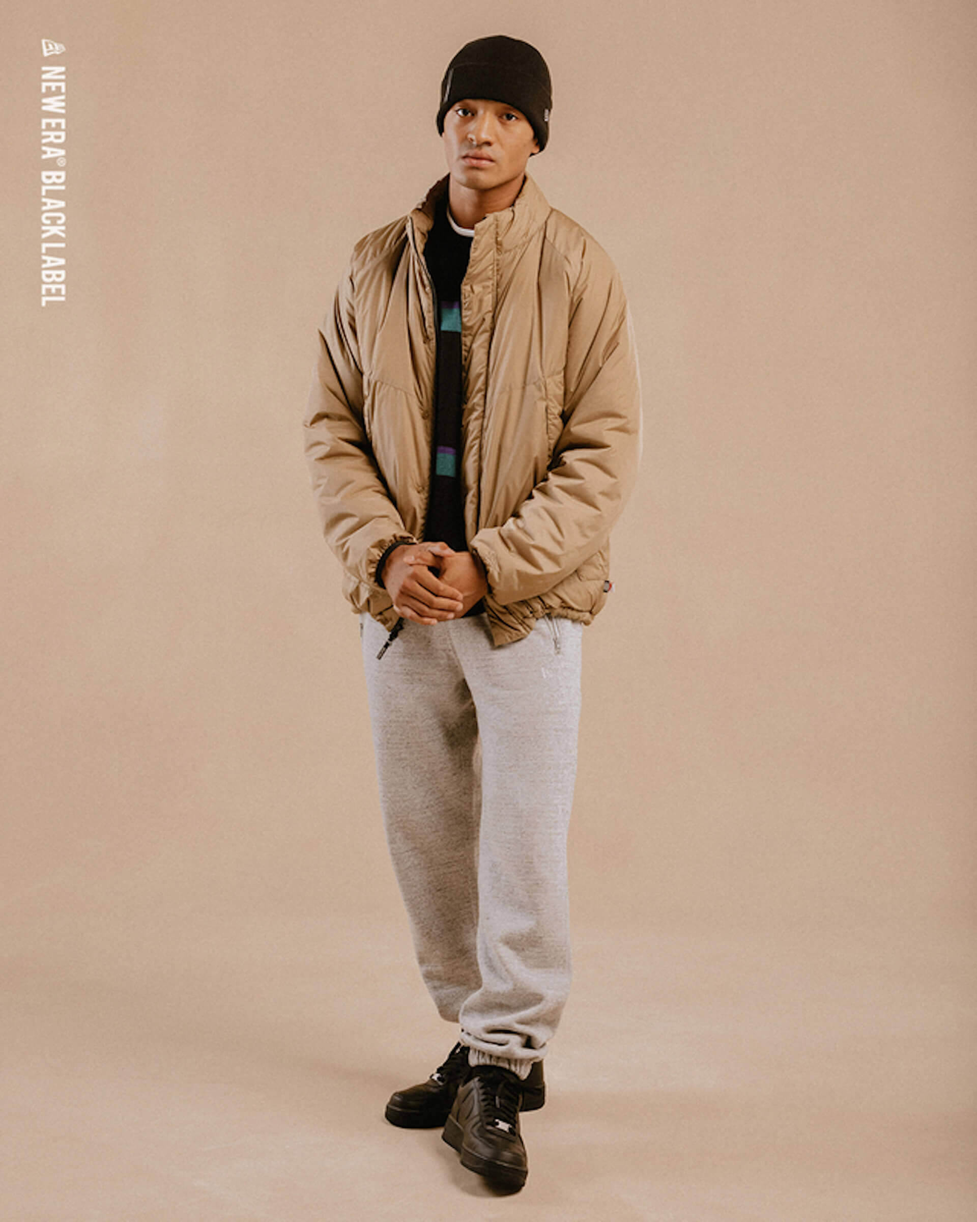 NEW ERA BLACK LABELからバーシティジャケット＆パフジャケットが登場！ブラック、ベーシック／シンプルの2色がラインナップ