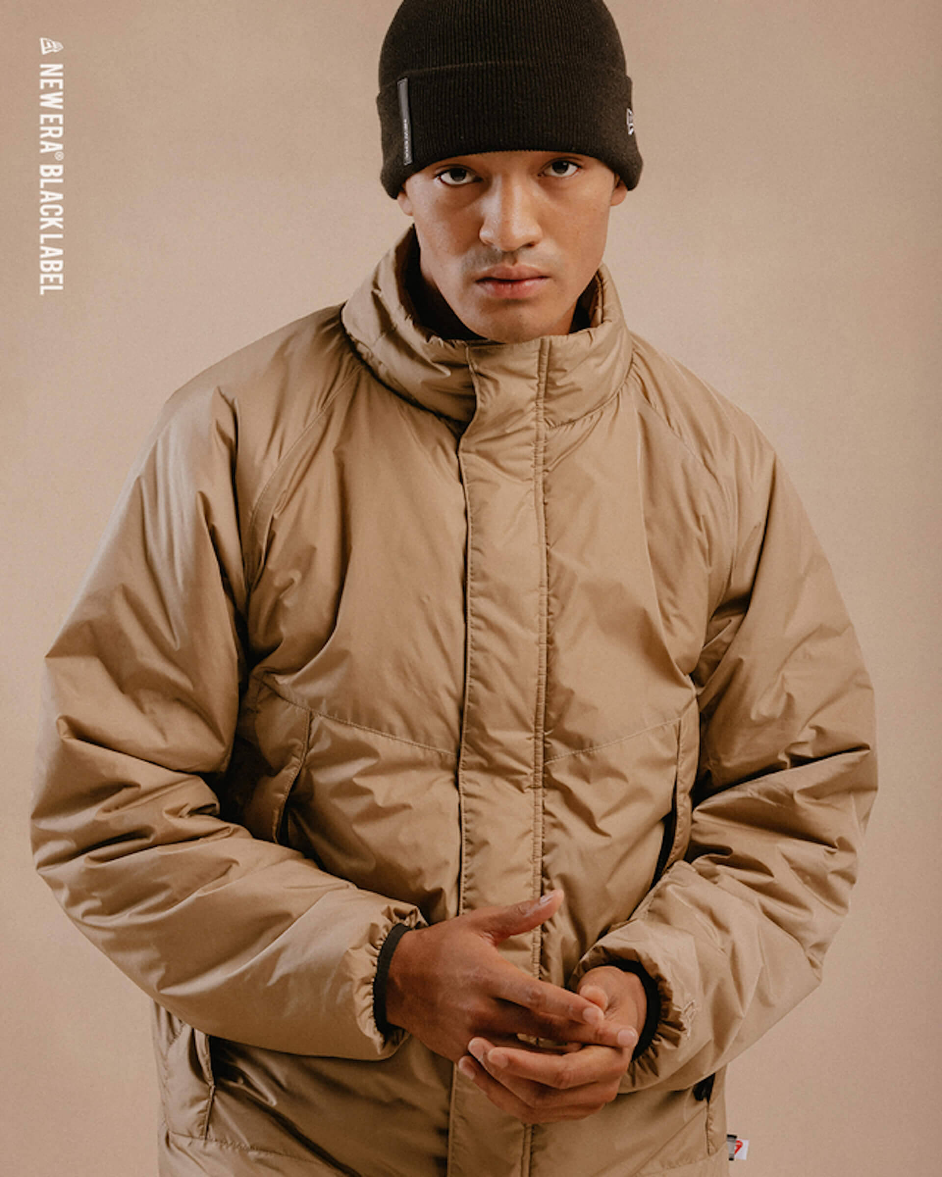 NEW ERA BLACK LABELからバーシティジャケット＆パフジャケットが登場！ブラック、ベーシック／シンプルの2色がラインナップ