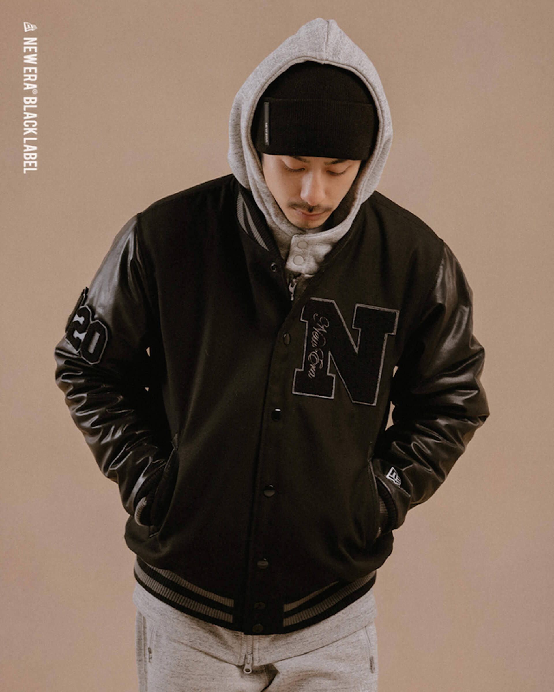 NEW ERA BLACK LABELからバーシティジャケット＆パフジャケットが登場！ブラック、ベーシック／シンプルの2色がラインナップ