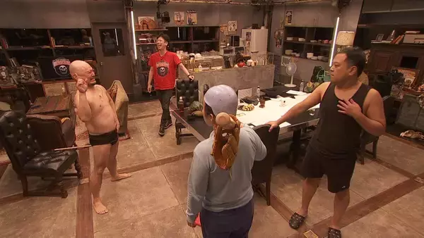 「松本人志がついに参加！？『ドキュメンタル』シーズン10の本編映像が解禁｜Dos Monosの書き下ろし曲“王墓”が劇中歌に」の画像