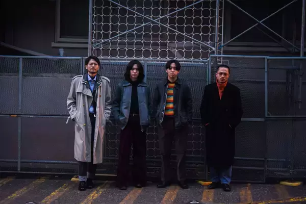 「INTERVIEW：Chapman｜愛にフォーカスした2ndEP『MIRRORS』から紐解く彼らの思想とルーツ」の画像