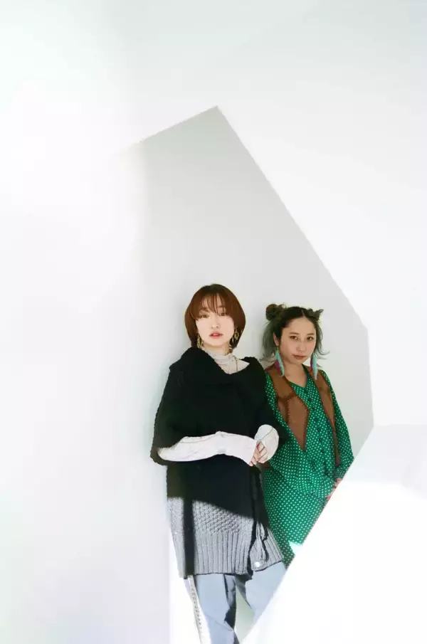 「対談：安藤裕子 × タグチハナ（Lilubay）──作詞作曲、MV、アートワークを手がける創作力の源泉」の画像