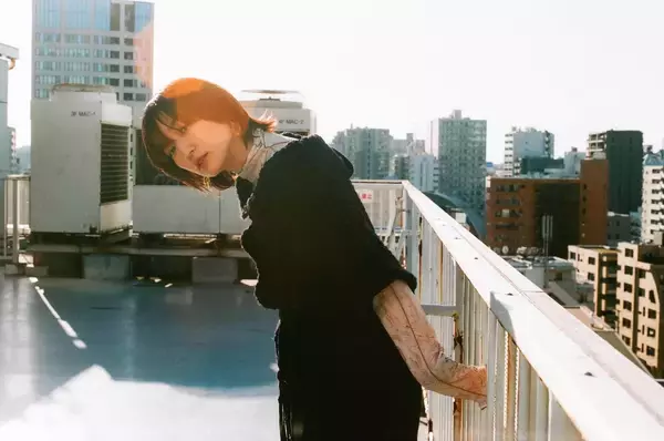 「対談：安藤裕子 × タグチハナ（Lilubay）──作詞作曲、MV、アートワークを手がける創作力の源泉」の画像