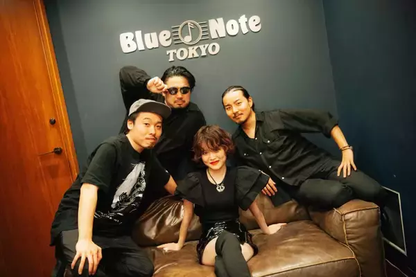 「ライブレポート： Rei、ブルーノート東京で繰り広げられた白熱のジャムセッション ＜JAM！ JAM！ JAM！＞」の画像