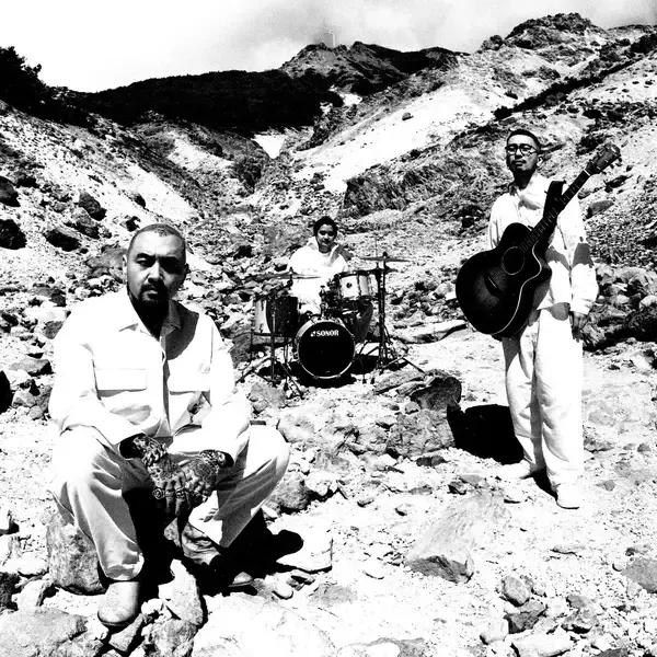 「DOG HOUSE STUDIOで死生のスペシャルライブ動画が明日公開！ANARCHYがゲストに登場」の画像