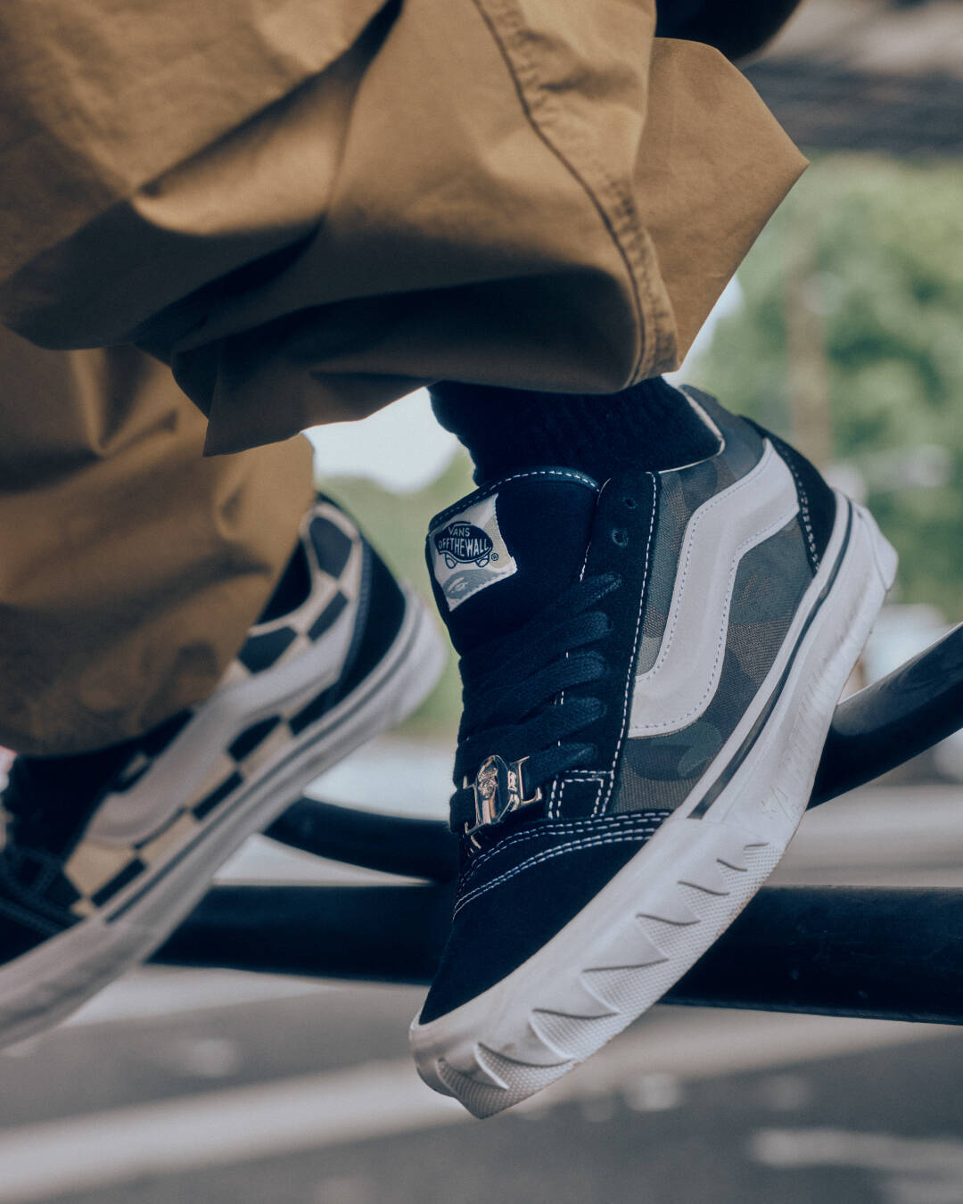 〈A BATHING APE®︎〉が〈Vans〉との最新コラボレーションを発表