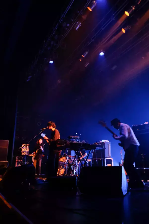 「「何かがおかしい」──OGRE YOU ASSHOLE、2023年3月18日東京ワンマンライブの違和感を言語化する」の画像