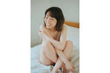 「元SKE48・大場美奈“笑顔眩しいランジェリー姿”｜「初フォトエッセイ」を前康輔が撮影」の画像2