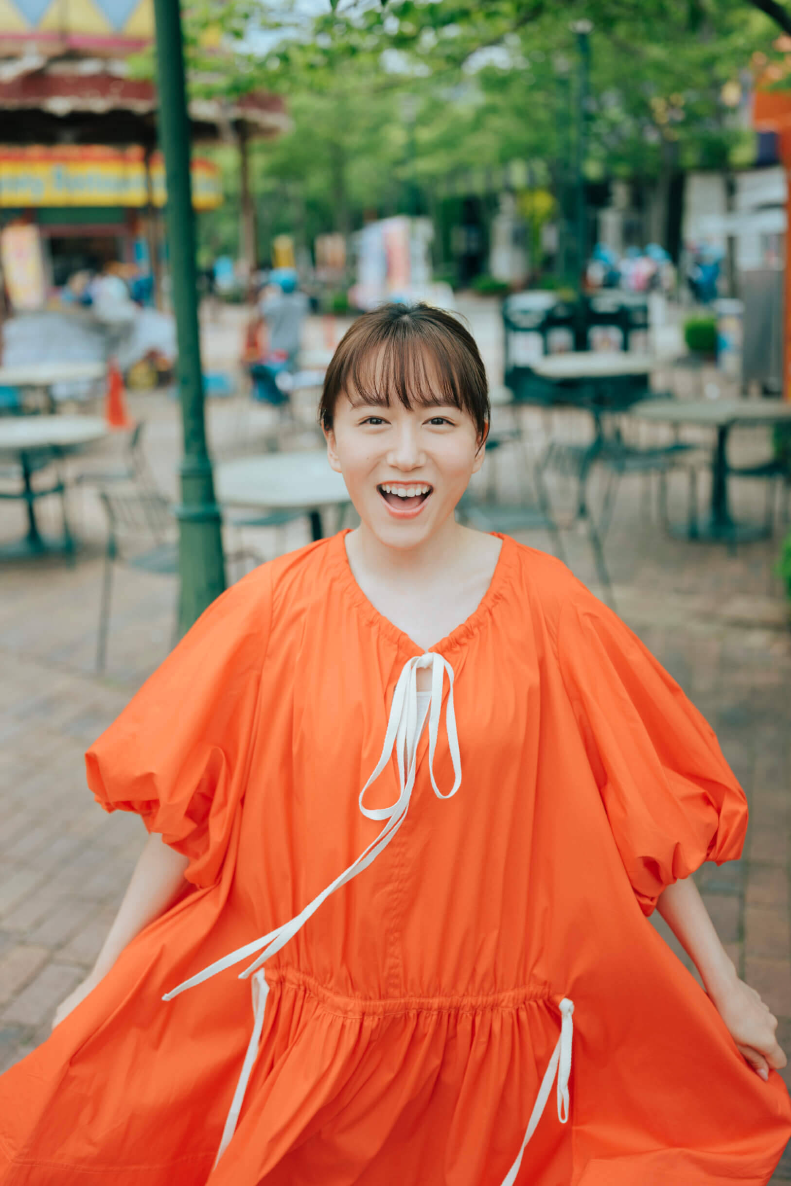 元SKE48・大場美奈“笑顔眩しいランジェリー姿”｜「初フォトエッセイ」を前康輔が撮影