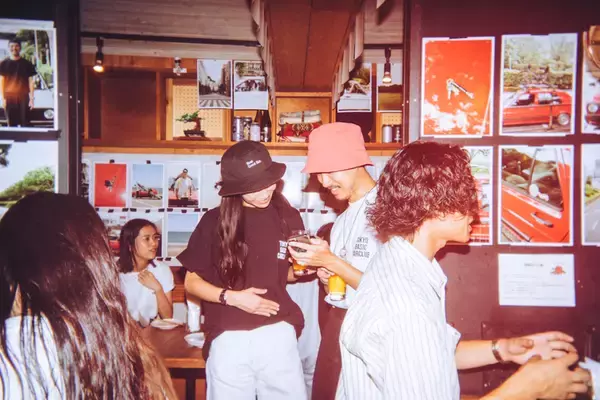 「【イベントレポート】“20代のカーライフ”にフィーチャーした写真展｜YouTubeチャンネル「tokyo basic car club」主催」の画像