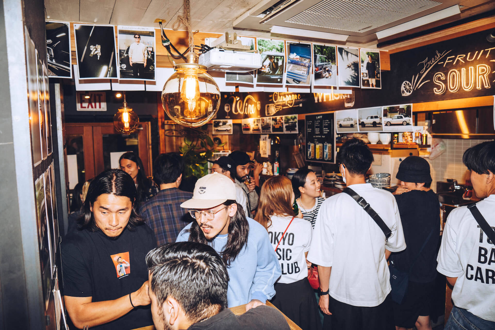 【イベントレポート】“20代のカーライフ”にフィーチャーした写真展｜YouTubeチャンネル「tokyo basic car club」主催