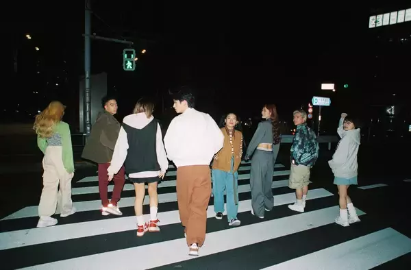 「わたしたちのためのグループ──新生lyrical school、インタビュー＆「NEW WORLD」レビュー」の画像