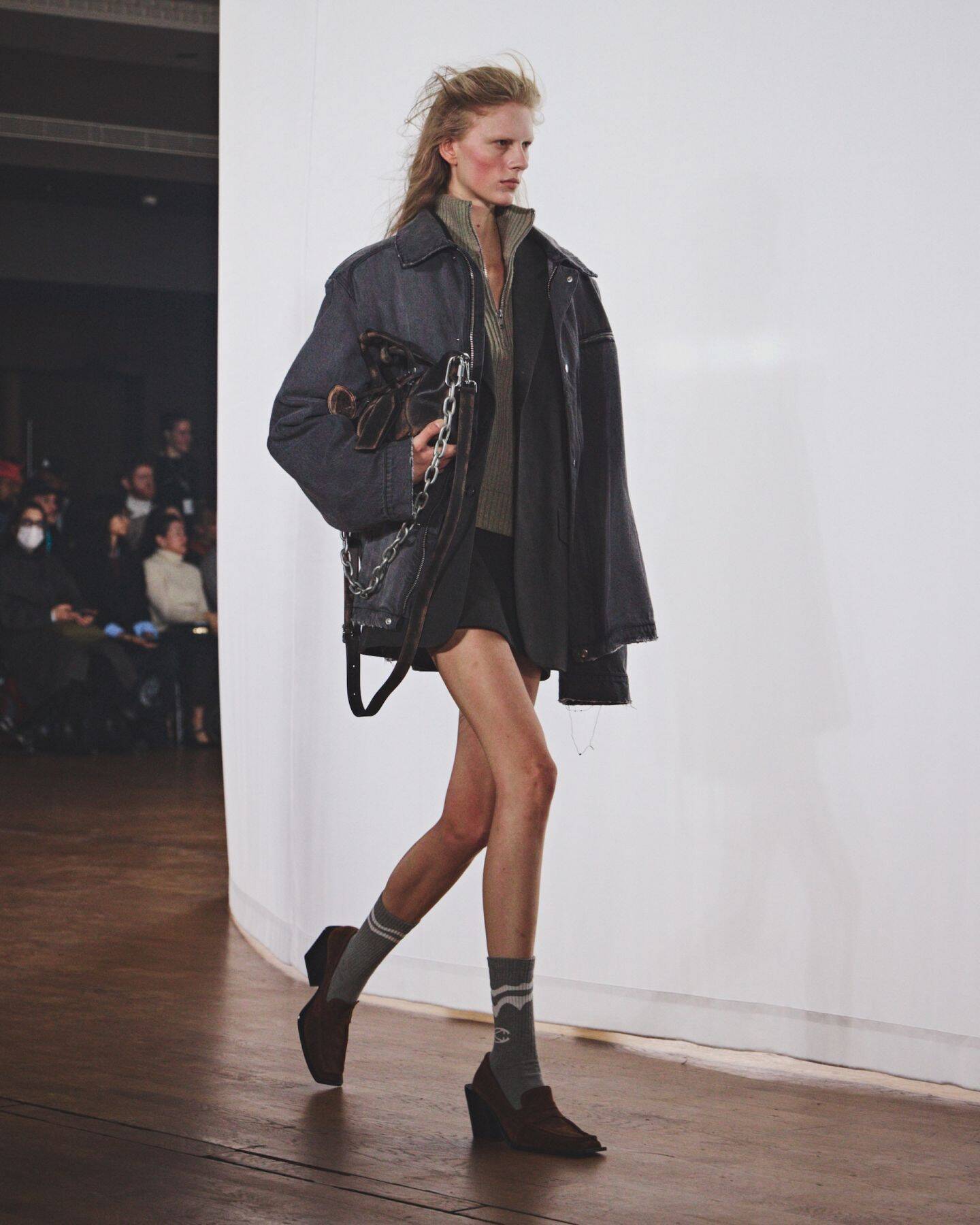 〈CAMPERLAB〉が2026年秋冬コレクションを発表