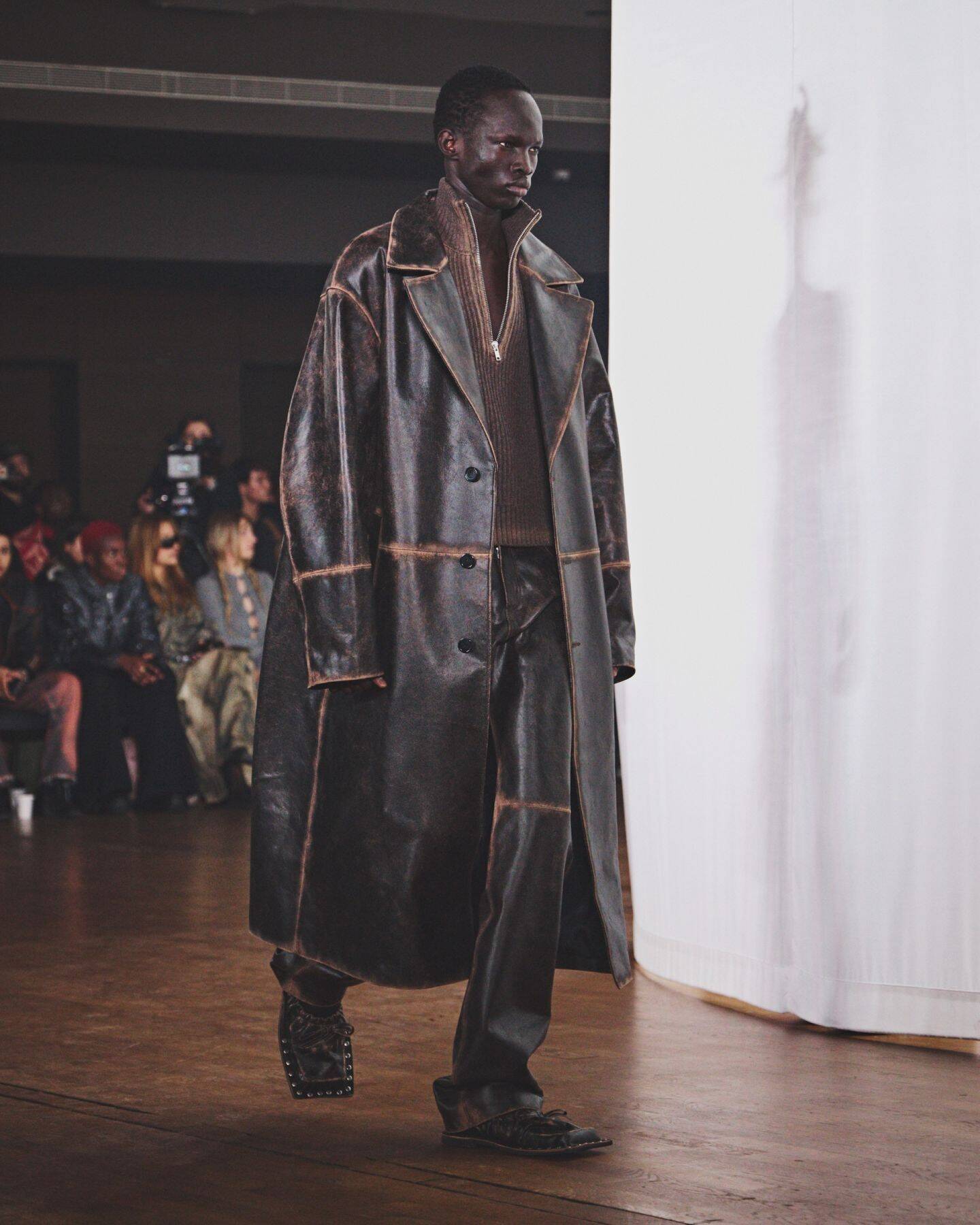 〈CAMPERLAB〉が2026年秋冬コレクションを発表