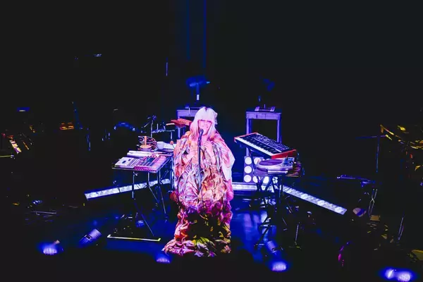 「アーティスト Erykah Baduによる新たなライブプロジェクト＜IMEHO＞が世界ツアーを日本から開催」の画像