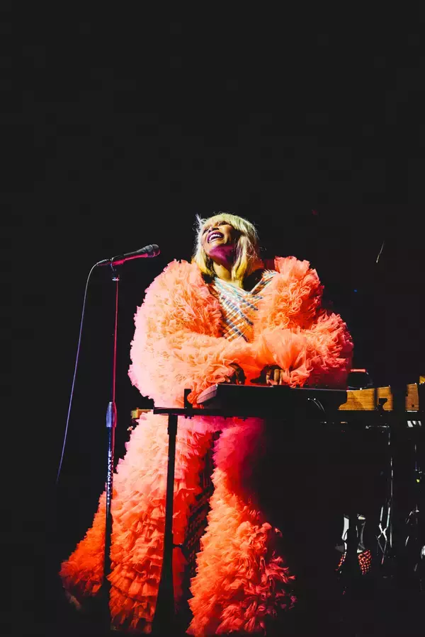「アーティスト Erykah Baduによる新たなライブプロジェクト＜IMEHO＞が世界ツアーを日本から開催」の画像