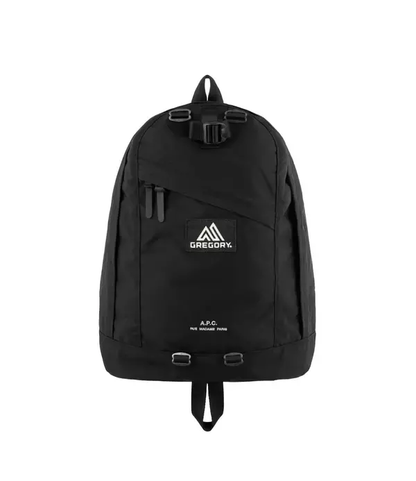 「〈A.P.C.〉が〈GREGORY〉との初となるコラボレーションを発売」の画像