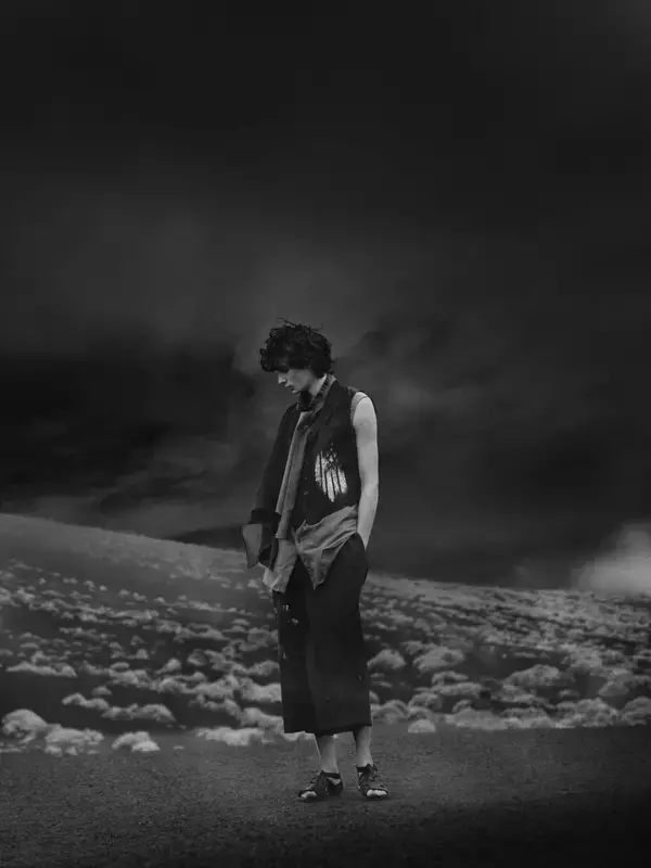 「〈Yohji Yamamoto POUR HOMME〉が2026年春夏コレクションを発売」の画像