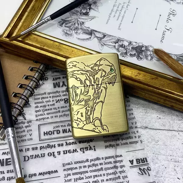 「スタジオジブリZIPPOコレクションに『風の谷のナウシカ』が初登場！「王蟲」「巨神兵」がラインナップ」の画像