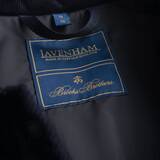 「〈Brooks Brothers〉が〈LAVENHAM〉とのコラボアウター全4型を発売」の画像3