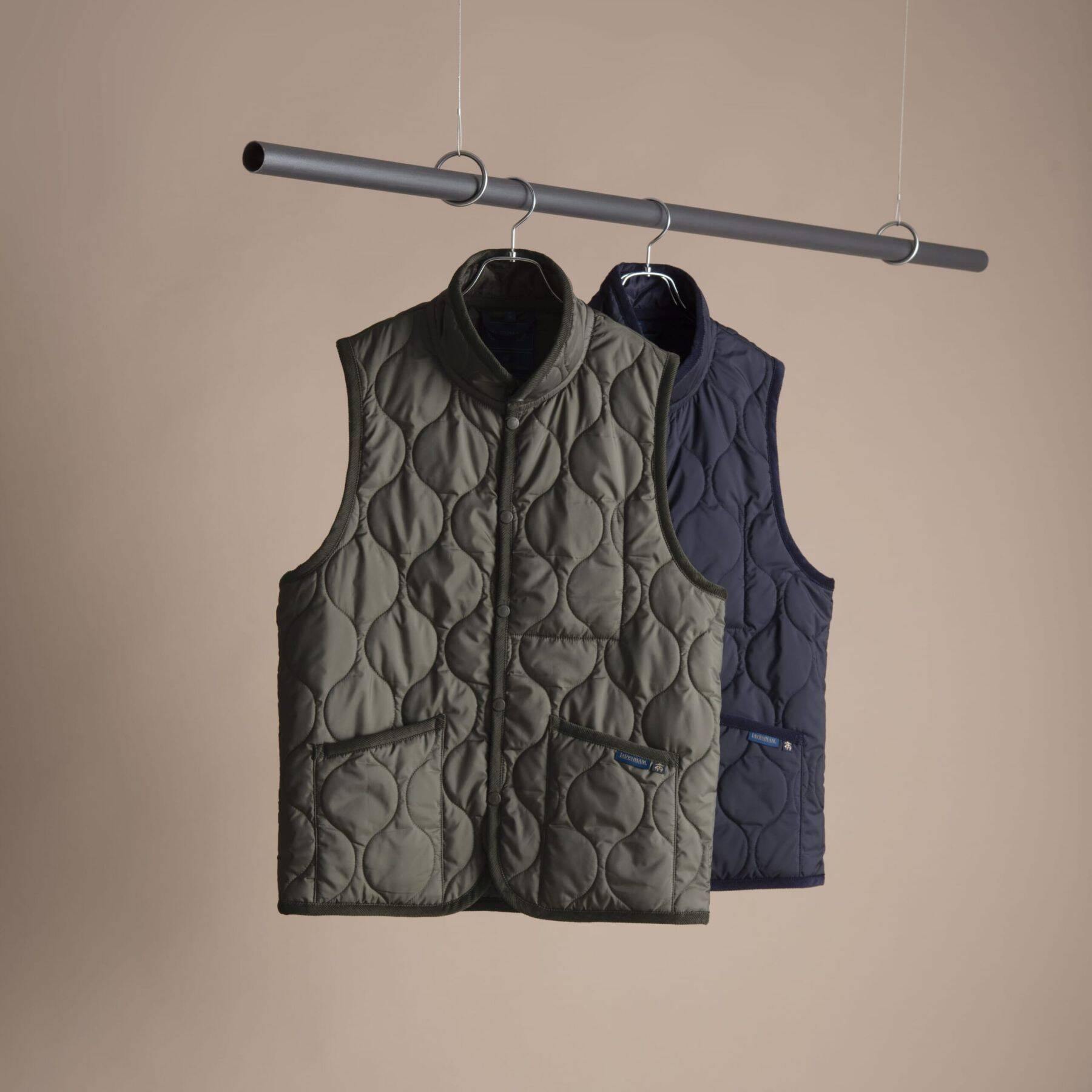 〈Brooks Brothers〉が〈LAVENHAM〉とのコラボアウター全4型を発売