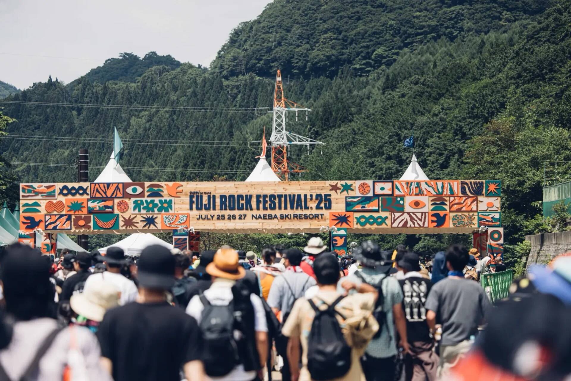 HOW TO フジロック2026： 音楽だけじゃない。 苗場を味わい尽くすフェスごはんガイド