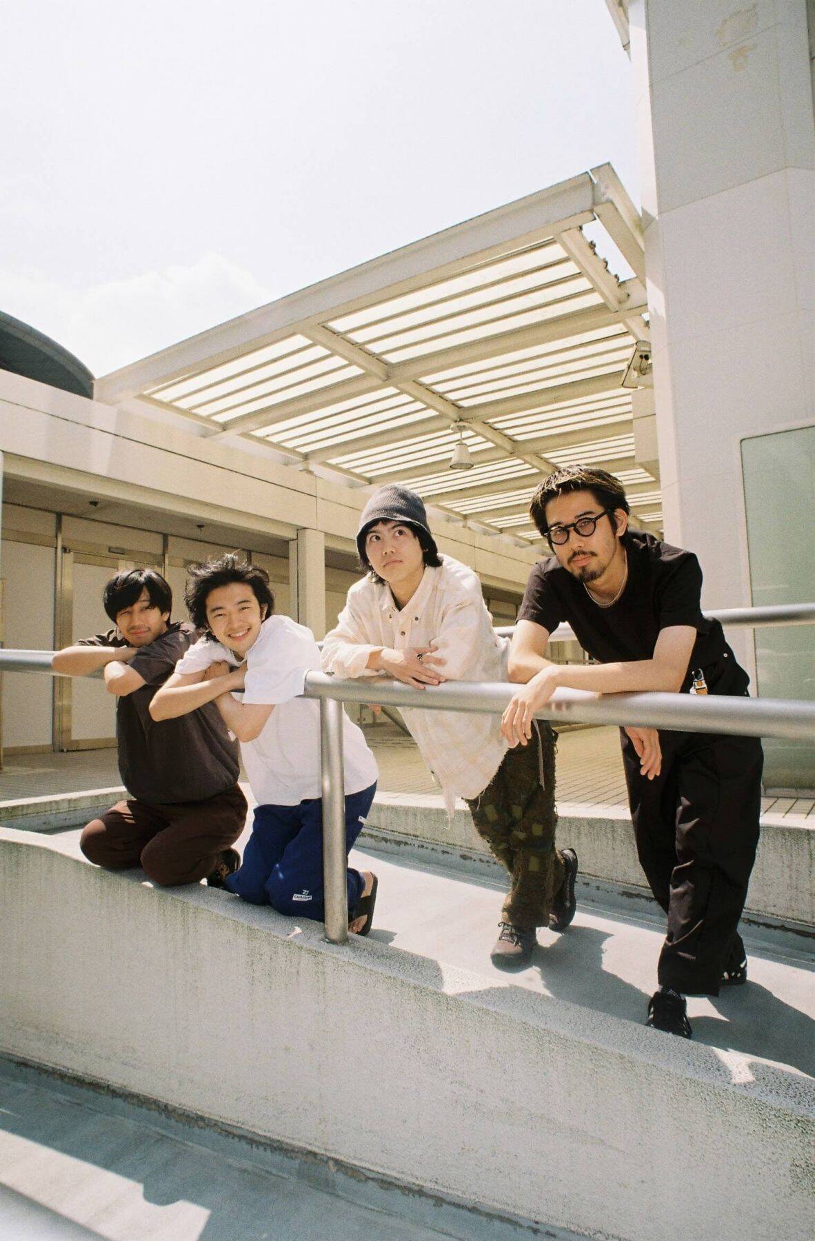 沖縄観光がてら遊びに来てほしい──yonawoと語らう「CORONA SUNSETS FESTIVAL」の魅力