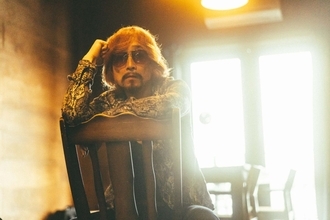 浅井健一が語るフジロックの記憶。「富士祭電子瓦版」特別インタビュー公開