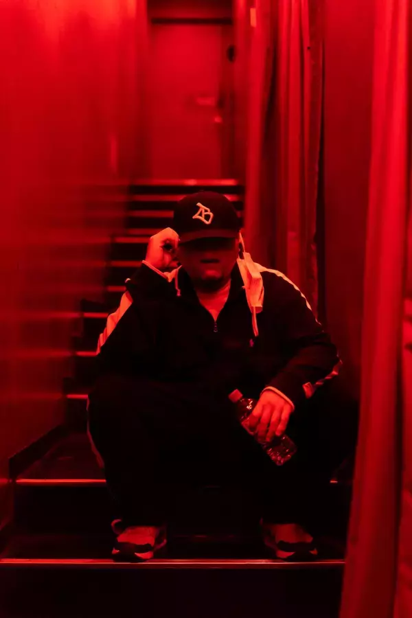 「BES＆GRADIS NICEがアルバム『STANCE』を〈WDsounds〉からリリース｜客演に5lack、今夏にはツアーやリリースパーティーも」の画像