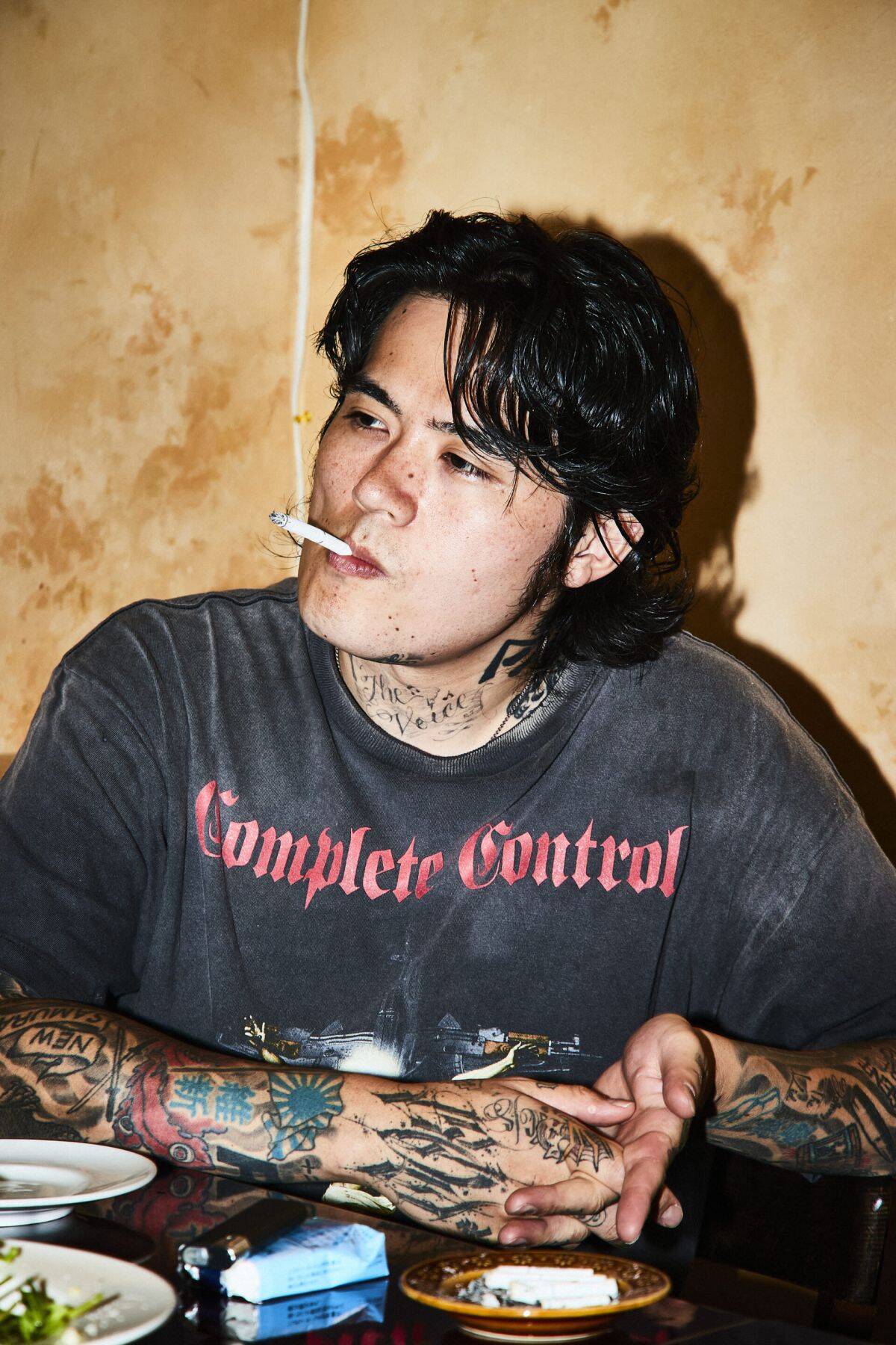 【INTERVIEW】高岩遼　“なにもない”男が歌うジャズへの愛──7年ぶりのフルアルバム『TAKAIWA』