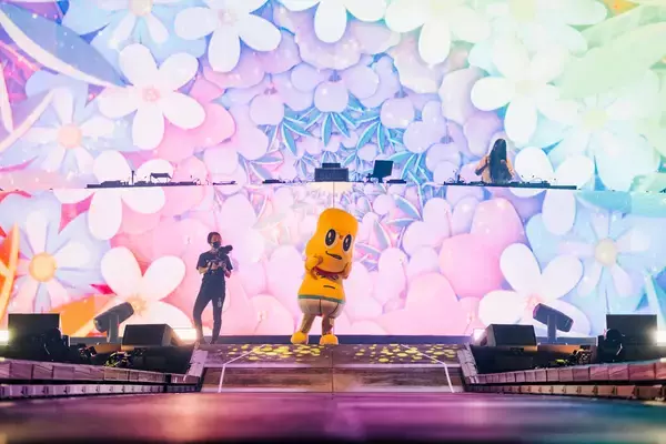 「ヒップホップフェス＜POP YOURS＞に16,000人来場＆約18万人生配信視聴｜オフィシャルレポートが到着」の画像